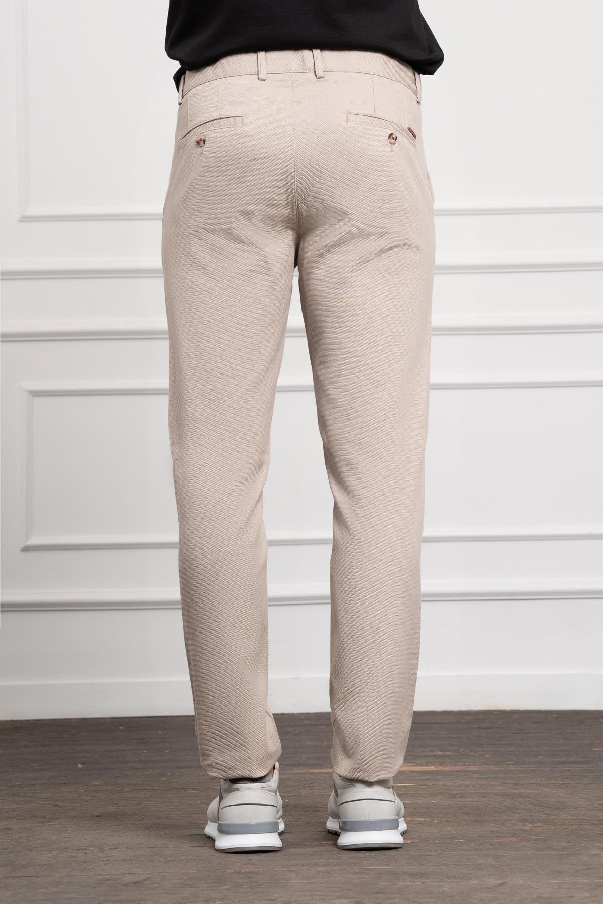 Morven Erkek Bej Dynamic Fit Rahat Kesim Chino Pantolon