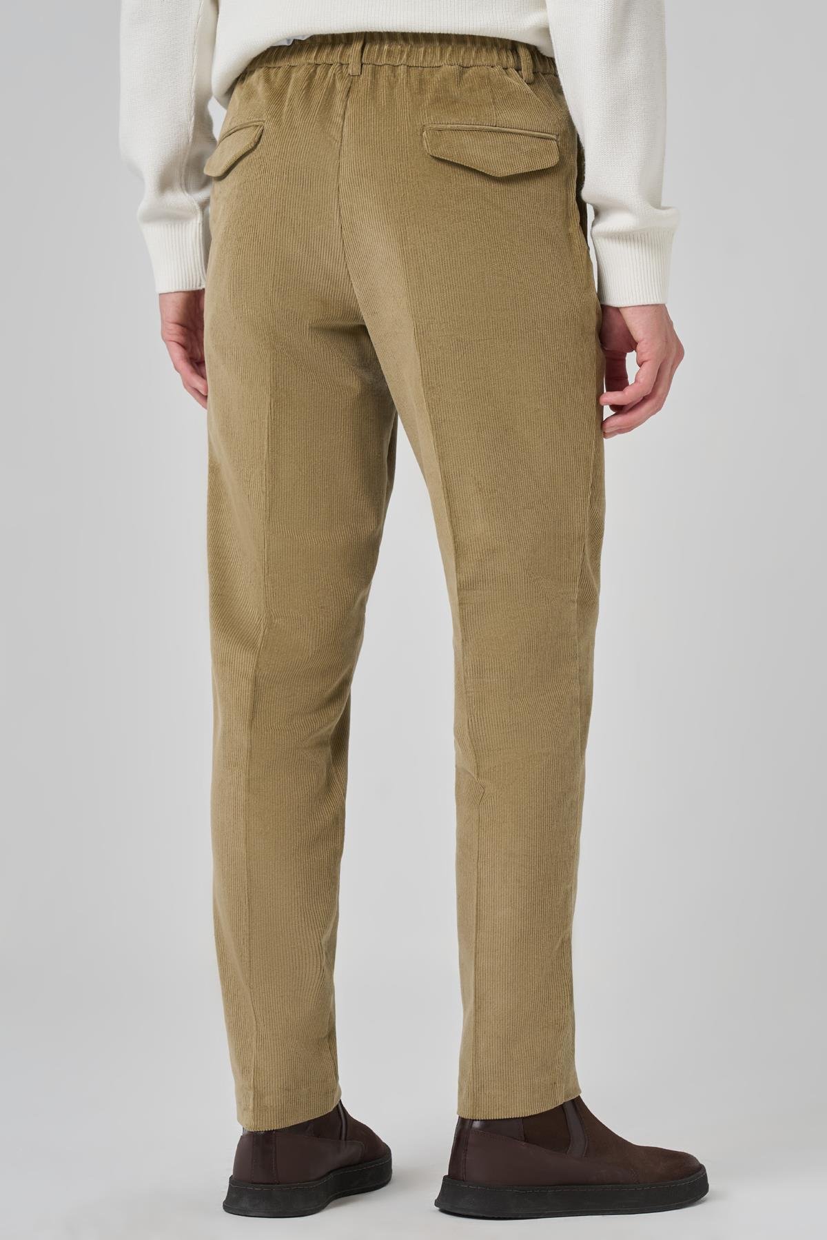 Morven Erkek Bej Pamuk Trend Fitilli Kadife Lastikli Slim Fit Pantolon
