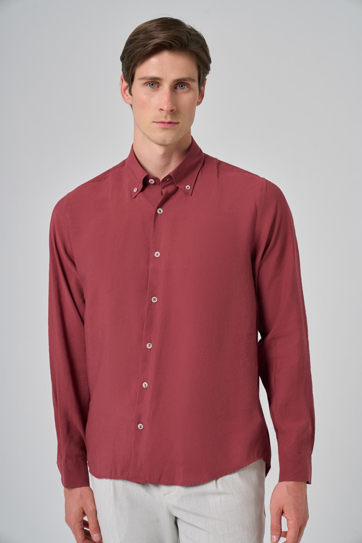 Morven Erkek Bordo Trend Düz Desen Dynamic Fit Düğmeli Yaka Gömlek