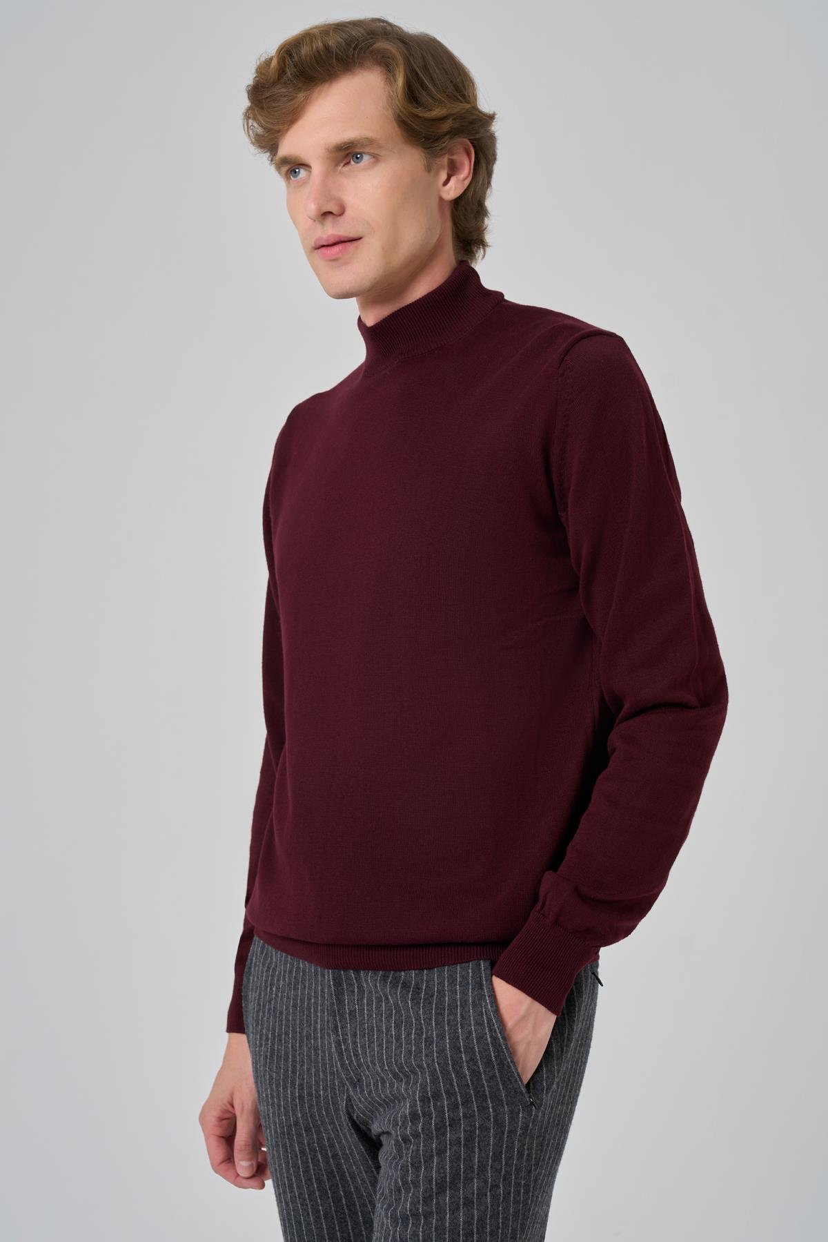 Morven Erkek Koyu Bordo Basic Yarım Balıkçı Yaka Dynamic Fit Rahat Kesim Triko