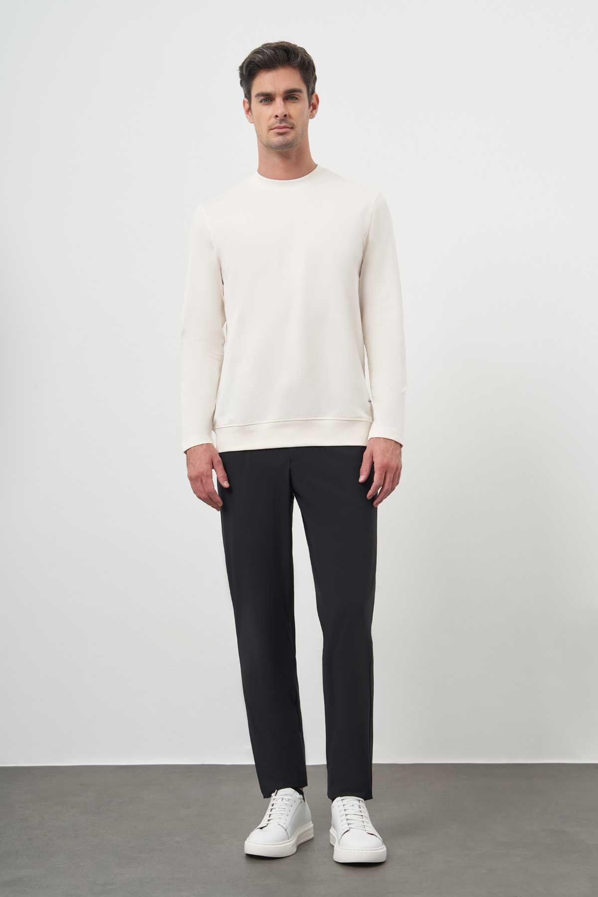 Morven Erkek Kremrengi Basic Dynamic Fit Bisiklet Yaka Sweet Shirt