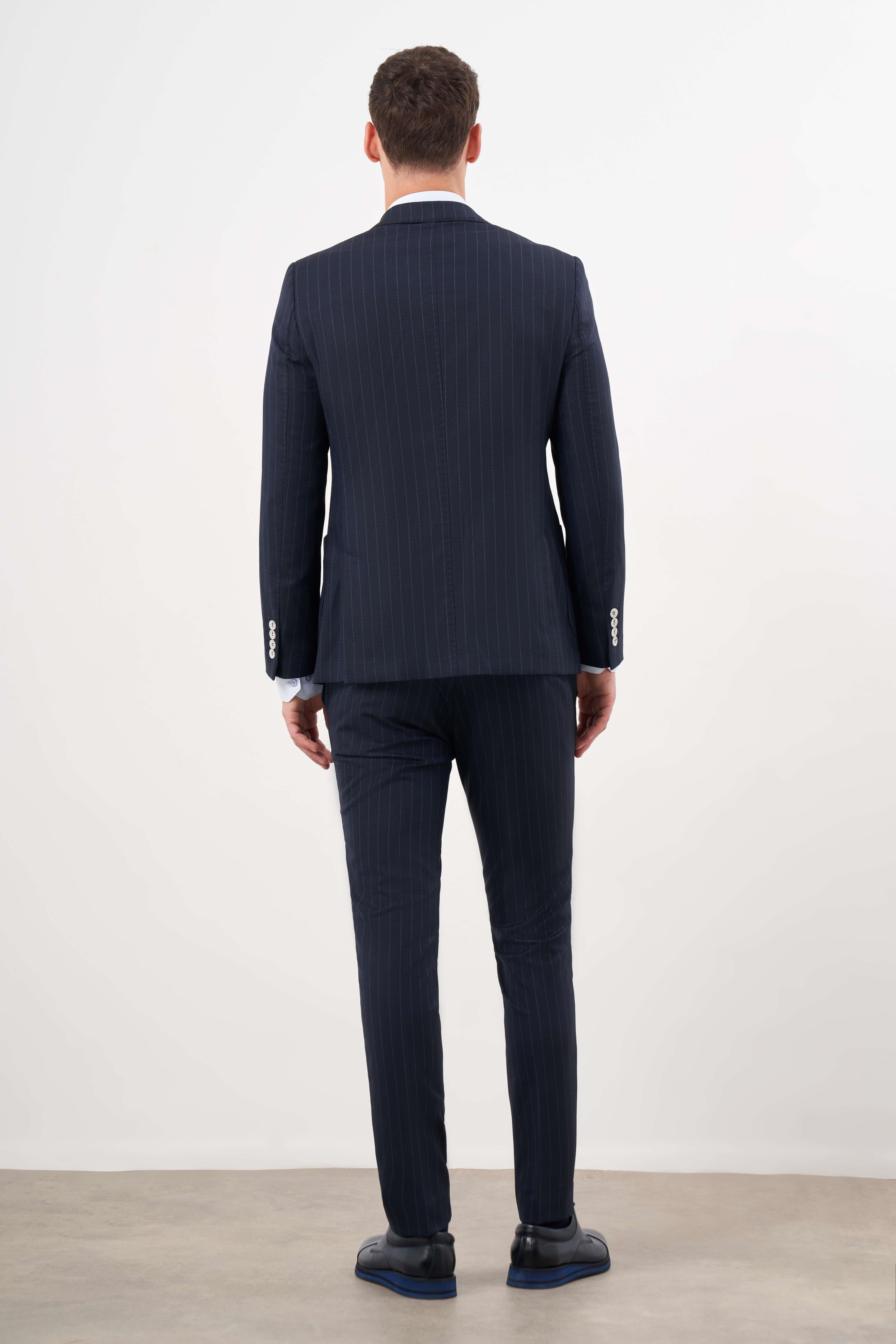 Morven Erkek Lacivert Poliviskon Trend Kruvaze Slim Fit Sivri Yaka Takım Elbise