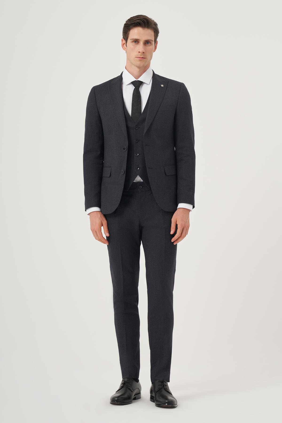 Morven Erkek Lacivert Poliviskon Trend Desenli Slim Fit Sivri Yaka Yelekli Takım Elbise