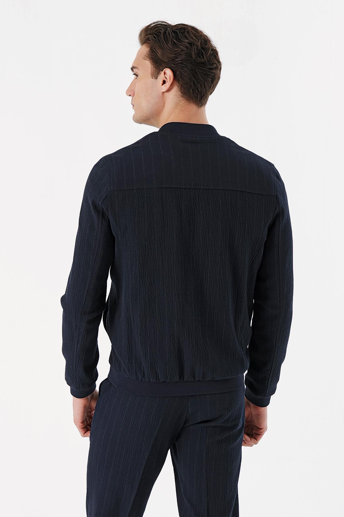 Morven Erkek Lacivert River Island Dinamik Fit Bomber Mont