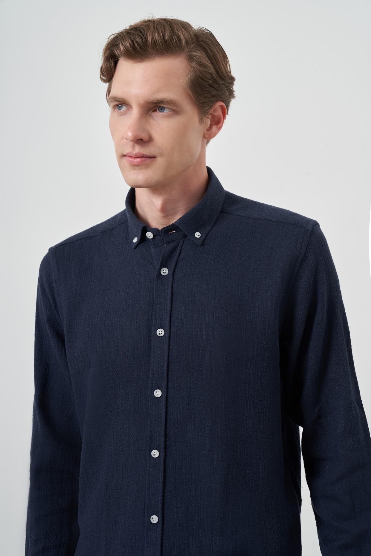 Morven Erkek Lacivert Trend Keten Slim Fit Düğmeli Yaka Gömlek
