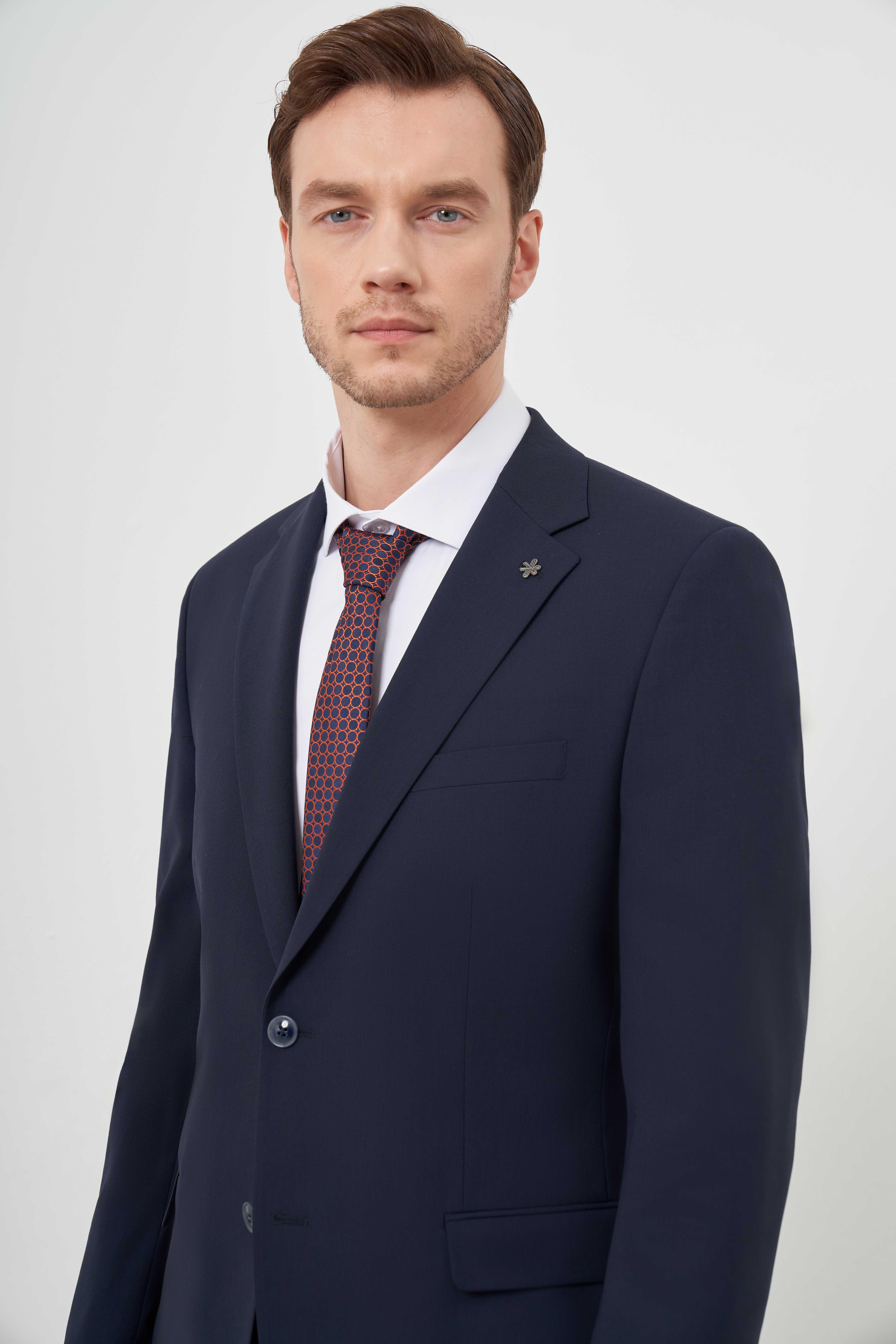 Morven Erkek Lacivert Yünlü Platinium Düz Desen Dynamic Fit Mono Yaka Takım Elbise