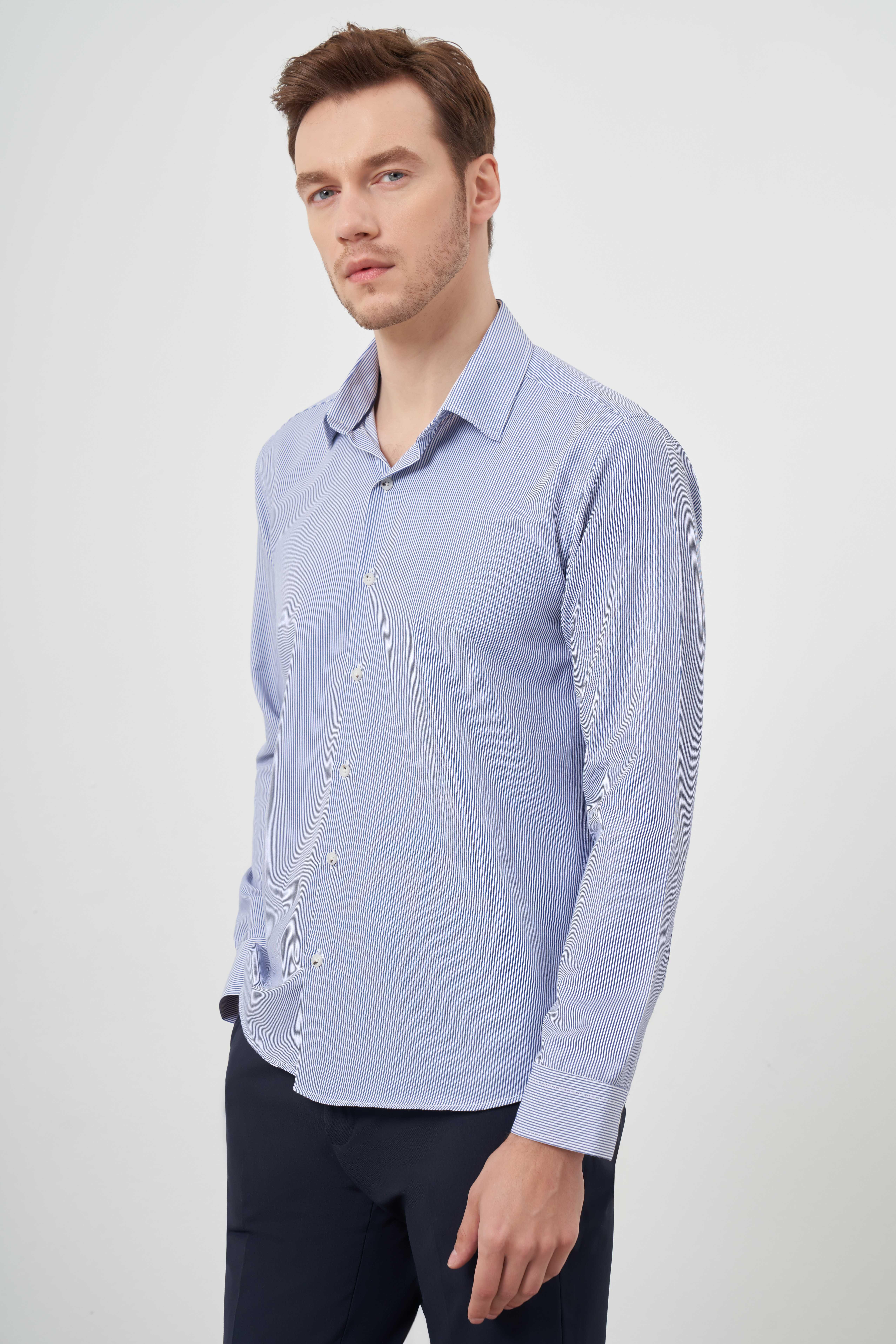 Morven Erkek Mavi Slim Fit Çizgili Desen Sert Yaka Gömlek