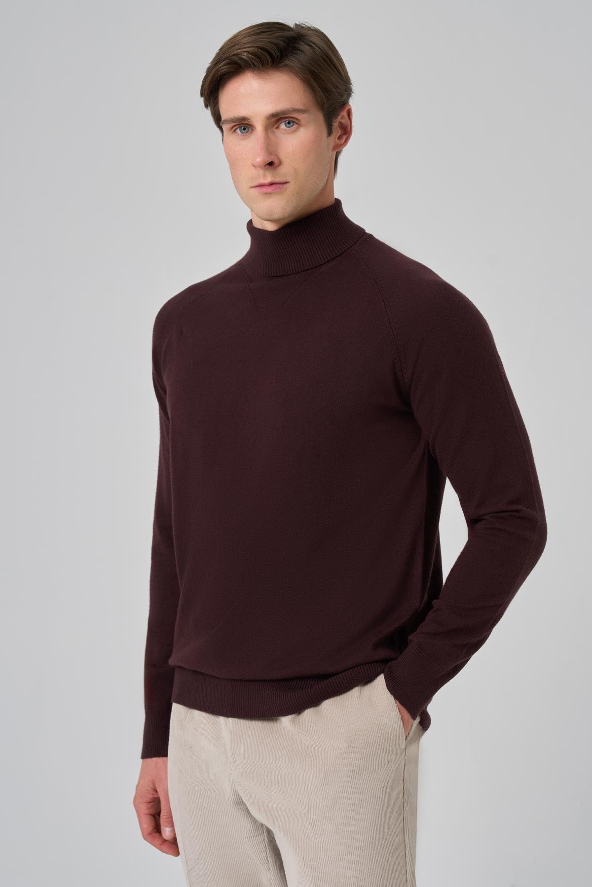 Morven Erkek Mürdüm Trend Core Spun Balıkçı Yaka Dynamic Fit Rahat Kesim Triko