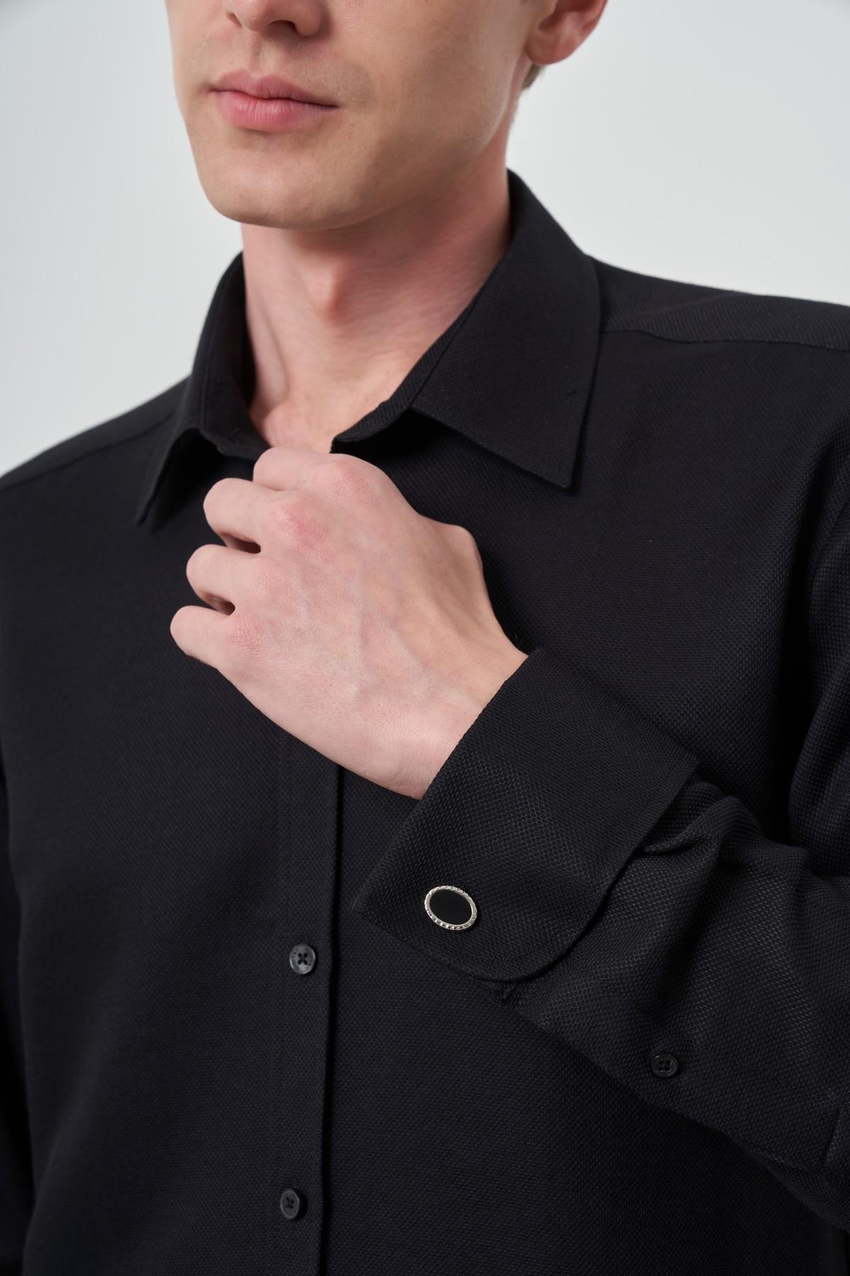 Morven Erkek Siyah Manşetli Slim Fit Sert Yaka Gömlek