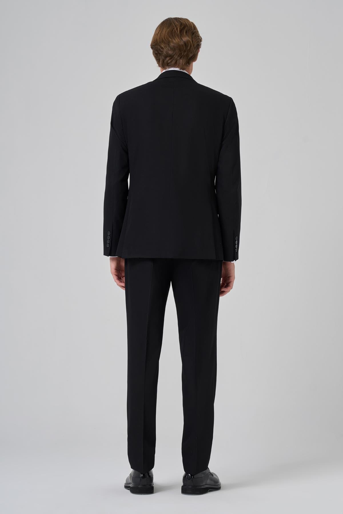 Morven Erkek Siyah Poliviskon Basic Slim Fit Sivri Yaka Takım Elbise