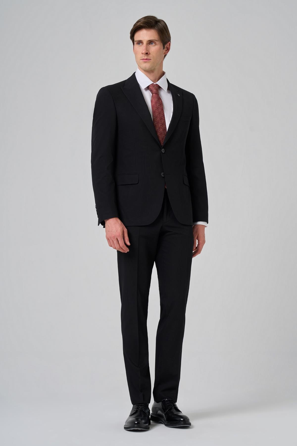 Morven Erkek Siyah Poliviskon Basic Slim Fit Sivri Yaka Takım Elbise