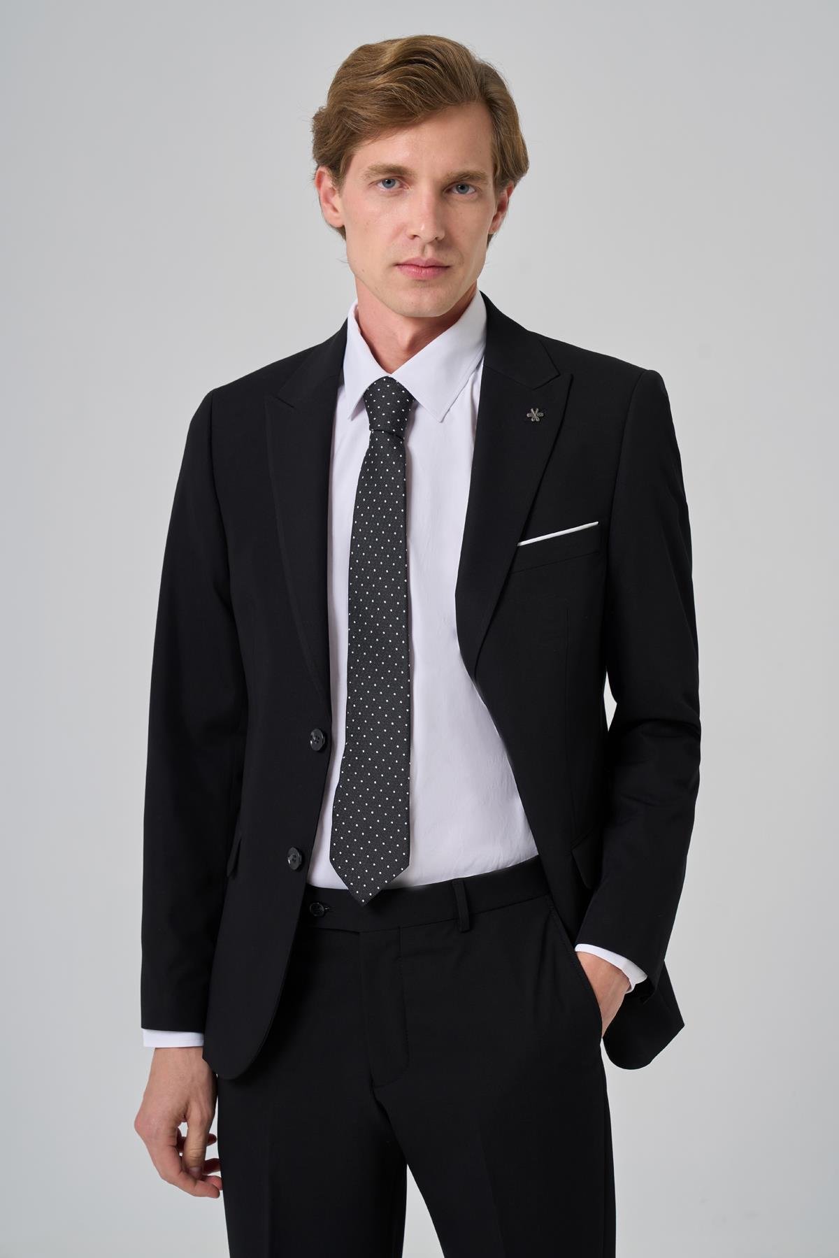Morven Erkek Siyah Poliviskon Basic Slim Fit Sivri Yaka Takım Elbise