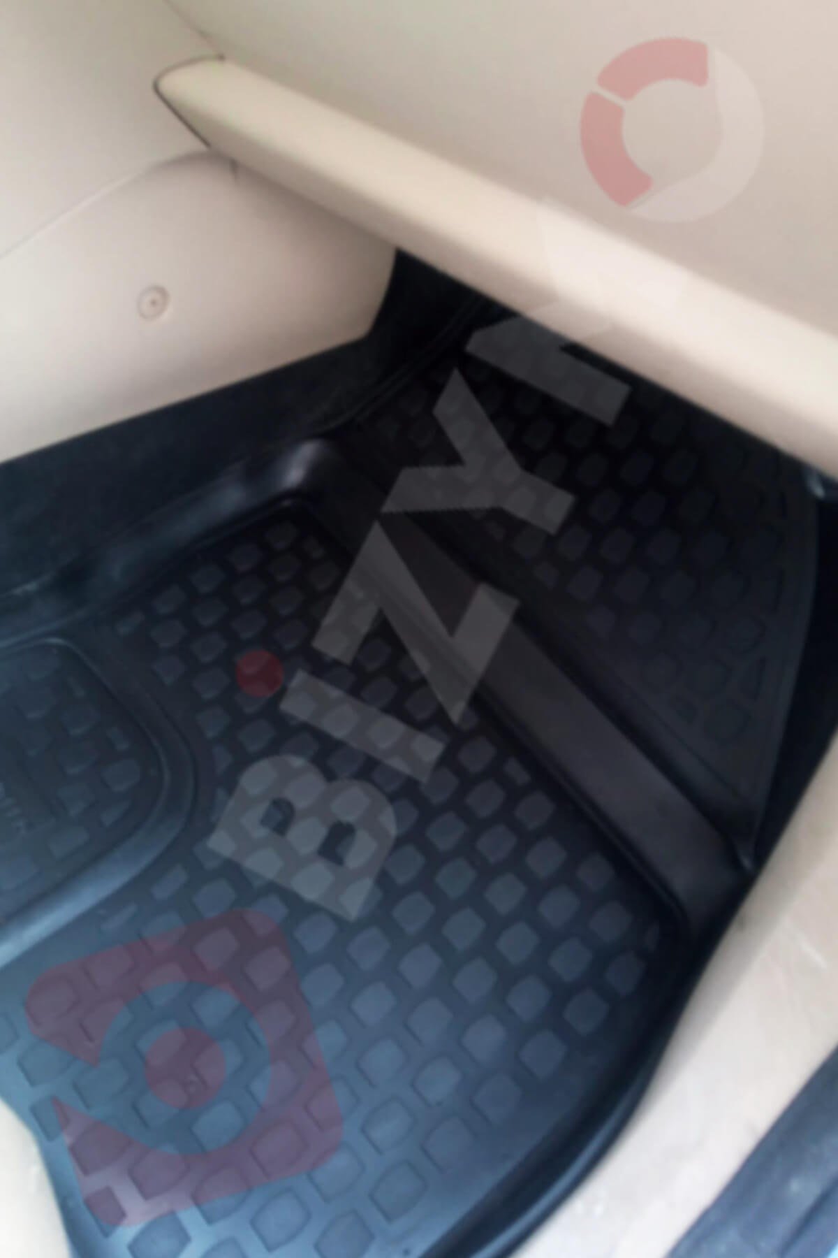 Ford C-Max 2004-2010 3D Paspas Takımı Bizymo