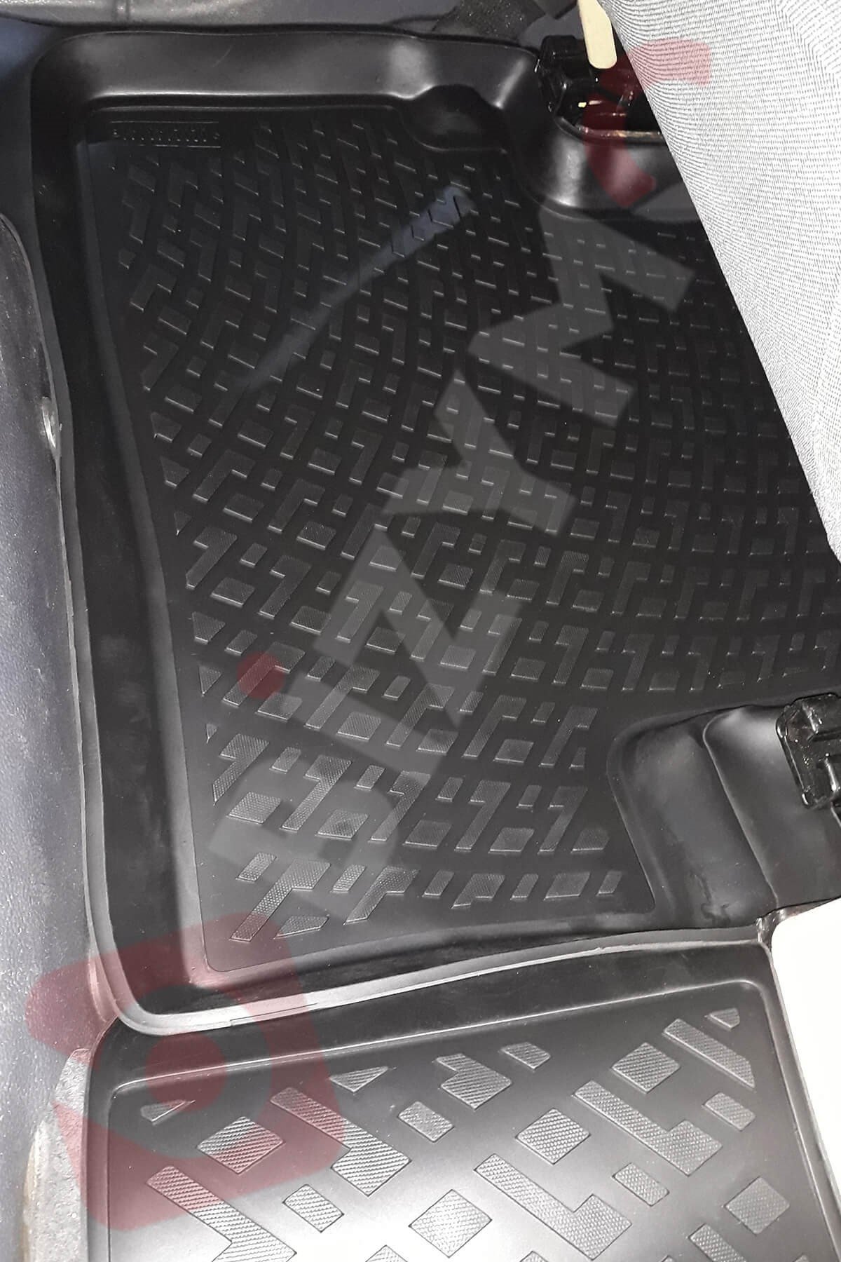 Ford Connect 2003-2014 3D Paspas Takımı Bizymo