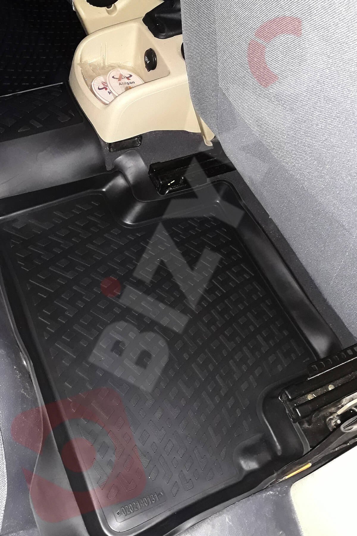 Ford Connect 2003-2014 3D Paspas Takımı Bizymo