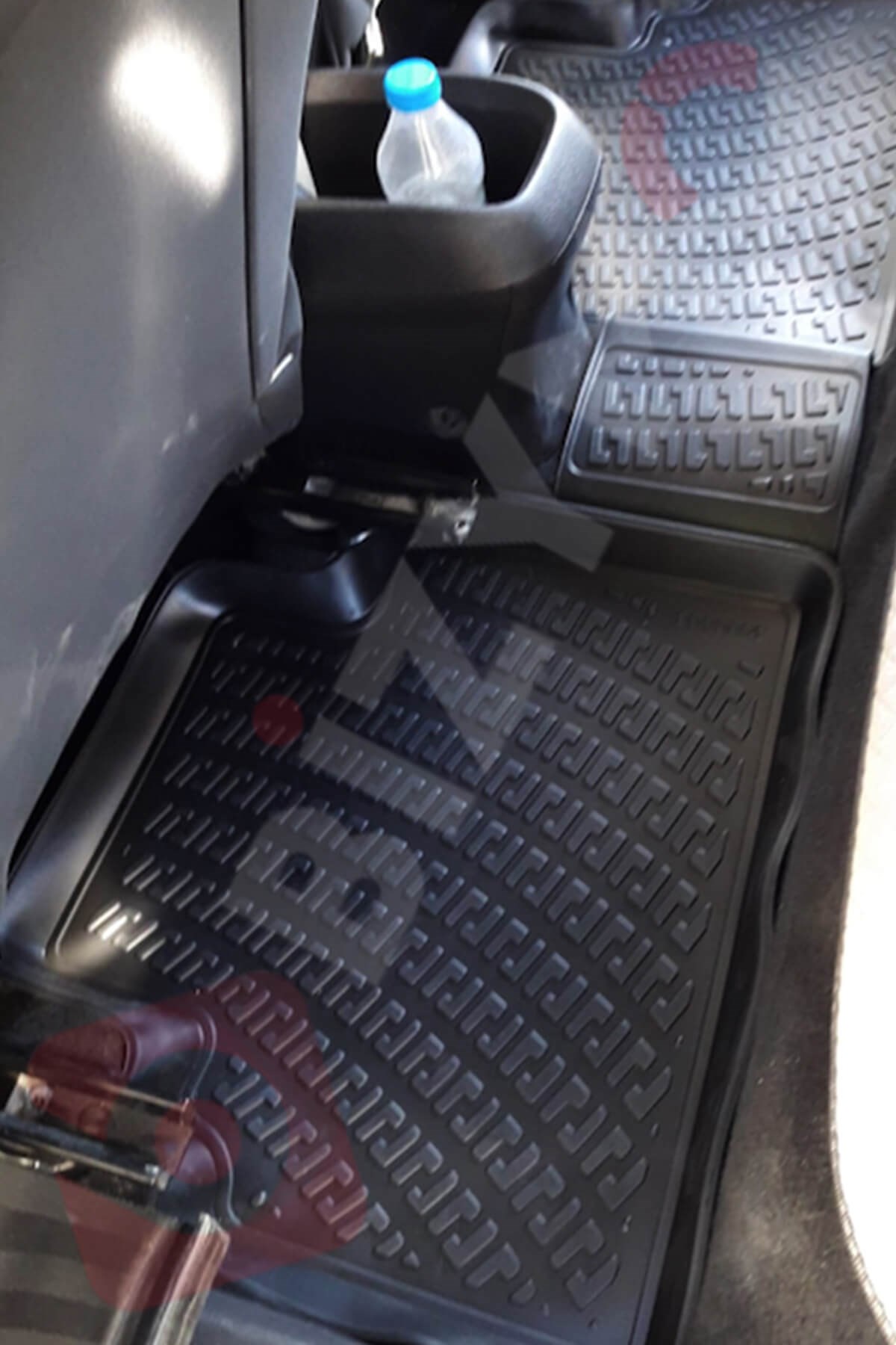 Ford Courier Combi 2014 Ve Sonrası 3D Paspas Takımı Bizymo