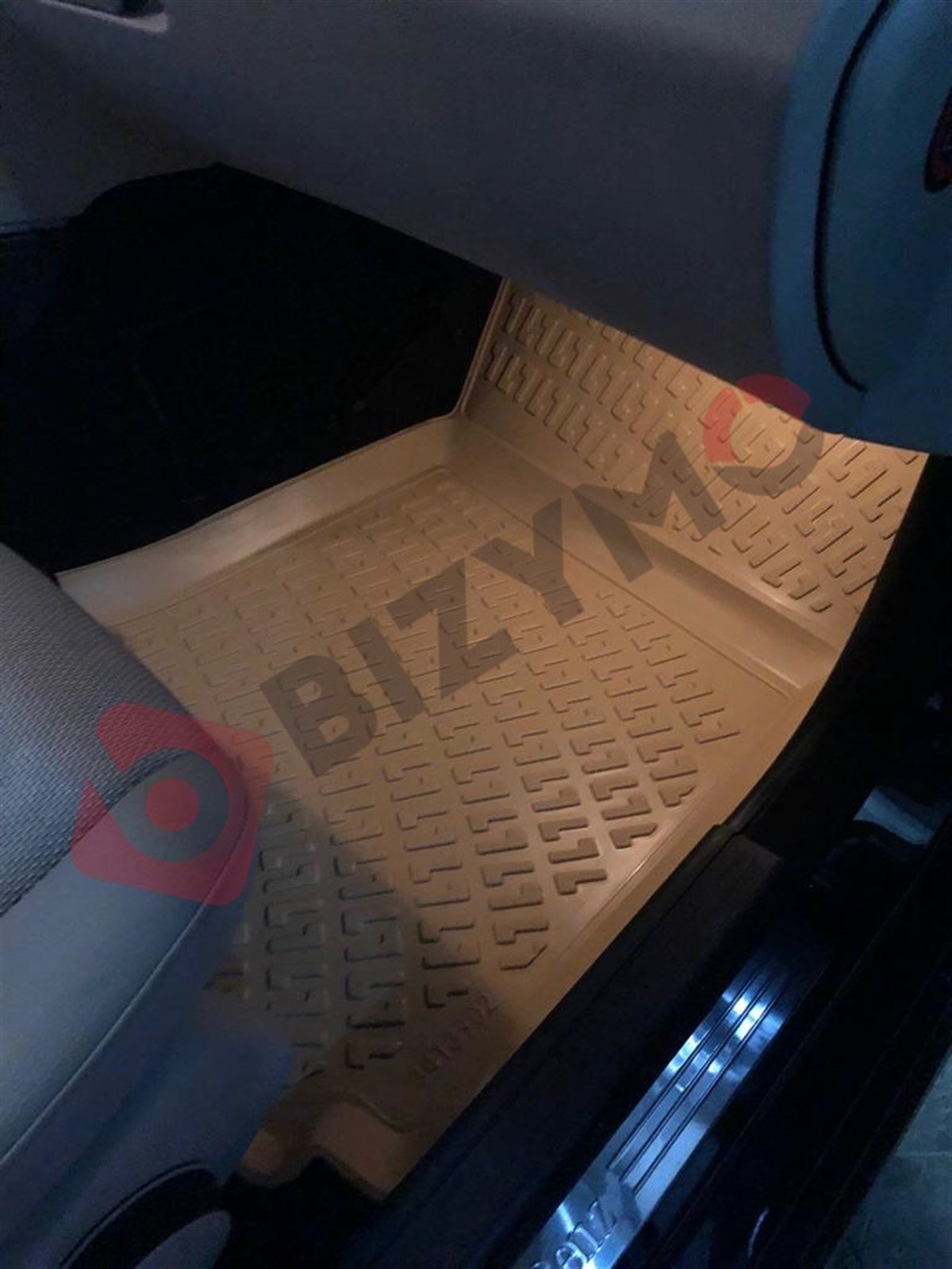 Mercedes C Serisi W204 Sedan 2007-2013 3D Bej Paspas Takımı Bizymo