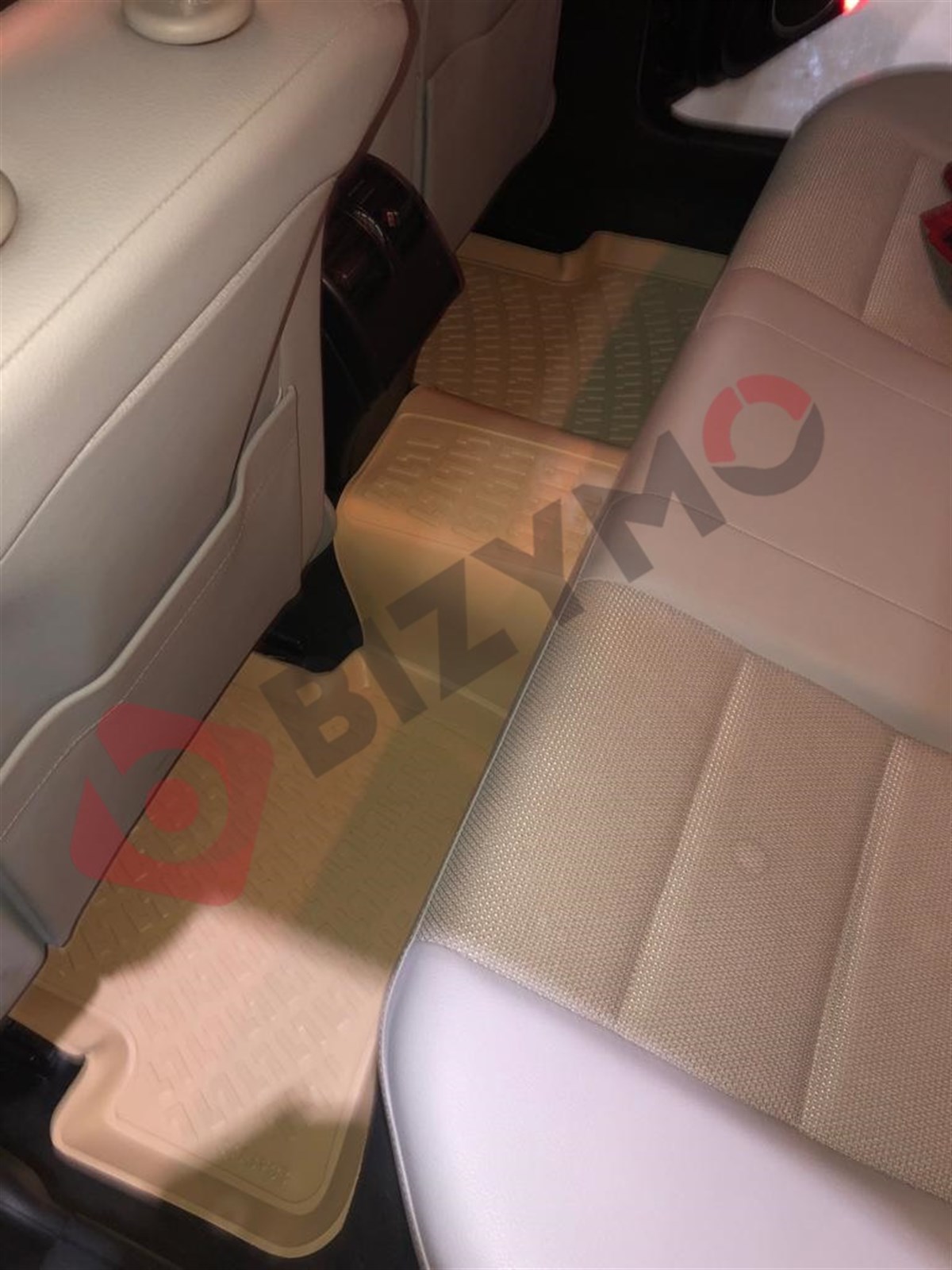 Mercedes C Serisi W204 Sedan 2007-2013 3D Bej Paspas Takımı Bizymo