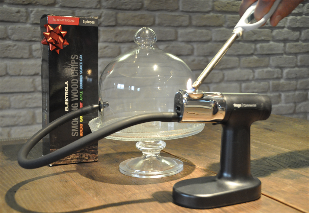 Elektrola Delikli Cam Fanus