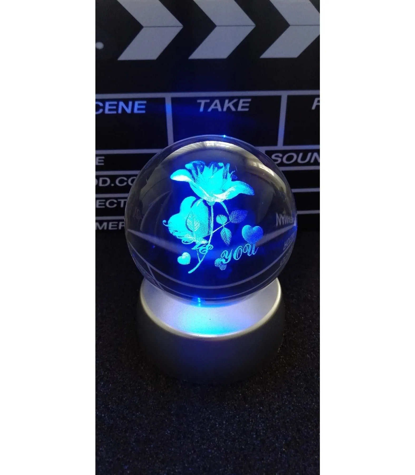 KBK Market Kristal 3d Işıklı Renk Değiştiren Standlı Gül Ve I Love You Tasarımı Cam Küre