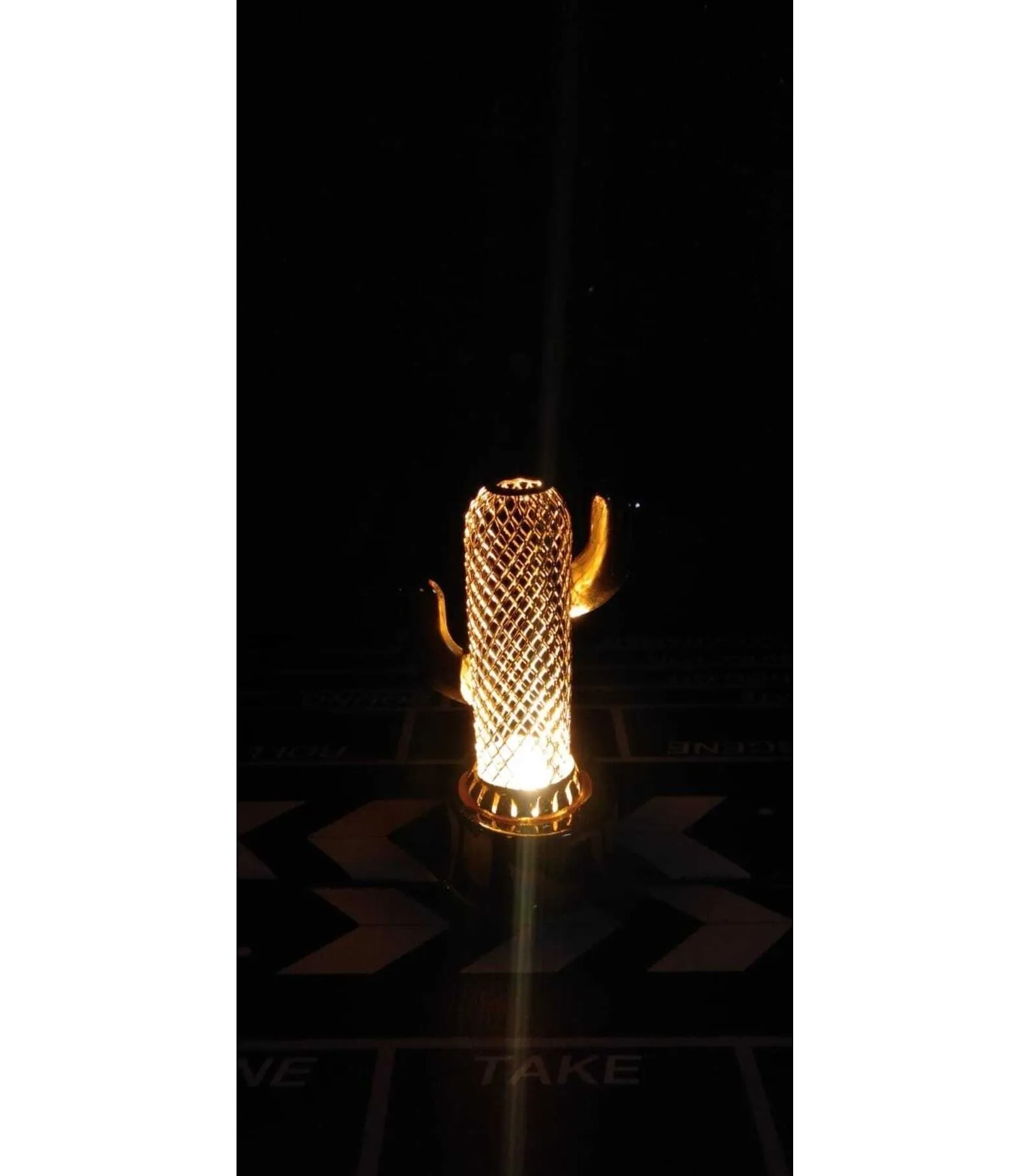 KBK Market Metal Kaktüs Model Tasarımlı Mini Gece Lambası Led Işık