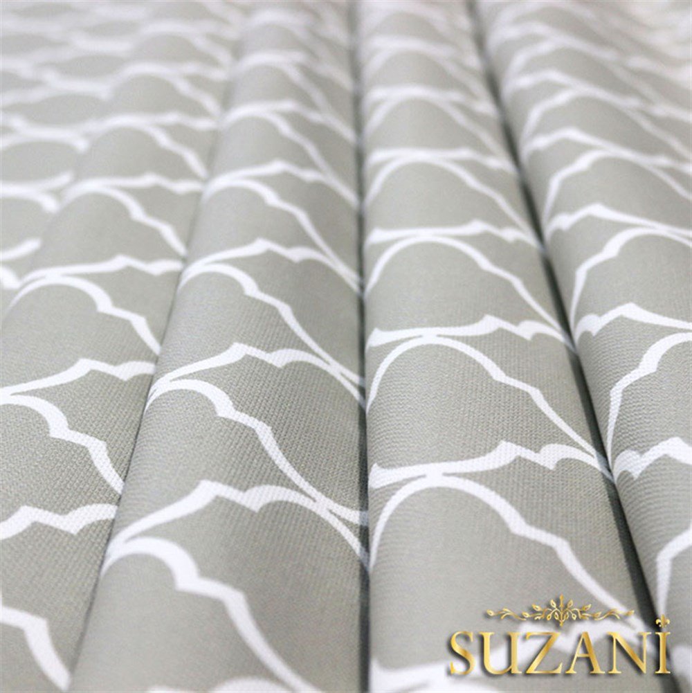 Açık Gri Zemin Üzeri Moroccan Desenli Kumaş