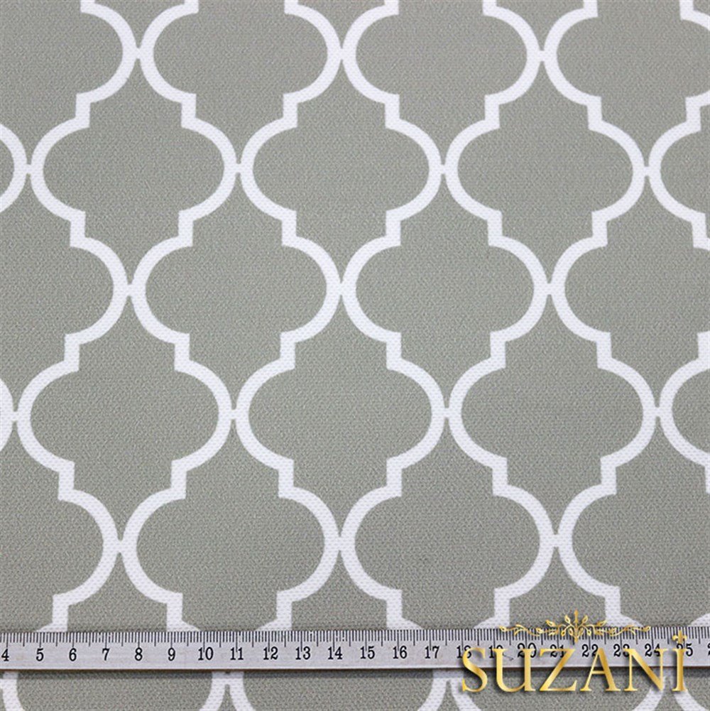 Açık Gri Zemin Üzeri Moroccan Desenli Kumaş