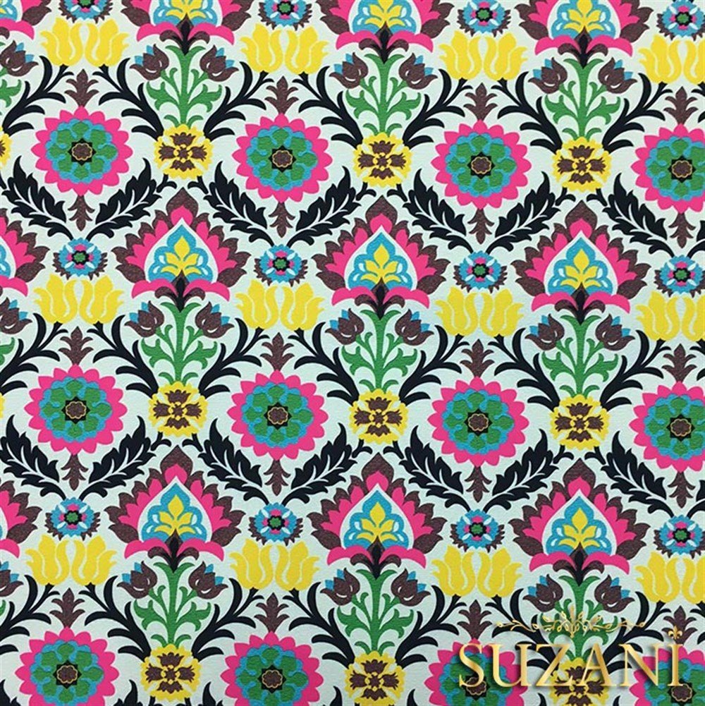 Açık Zemin Üzeri Goblen Desenli Kumaş