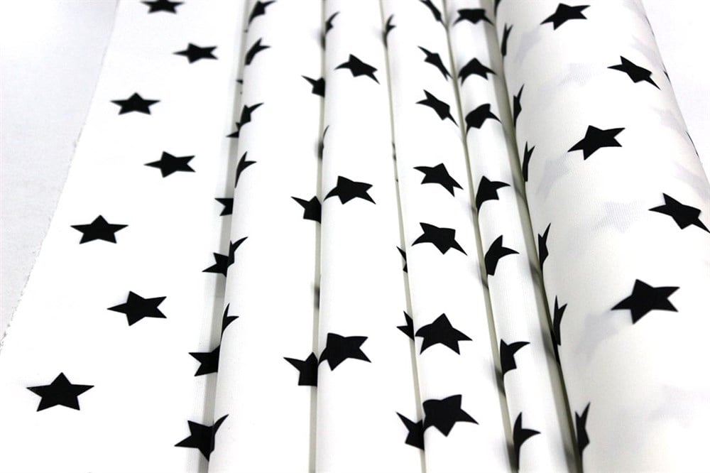 Beyaz Üzeri Siyah Dağınık Yıldızlı Kumaş