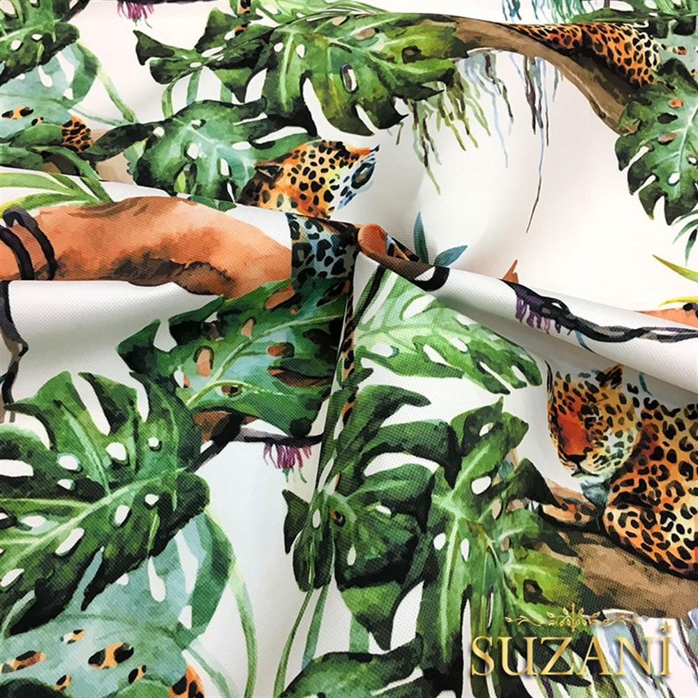 Beyaz Zemin Botanik Leopar Desenli Kumaş