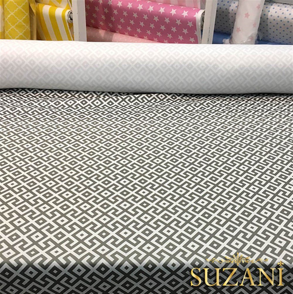 Beyaz Zemin Gri Geometrik Kumaş