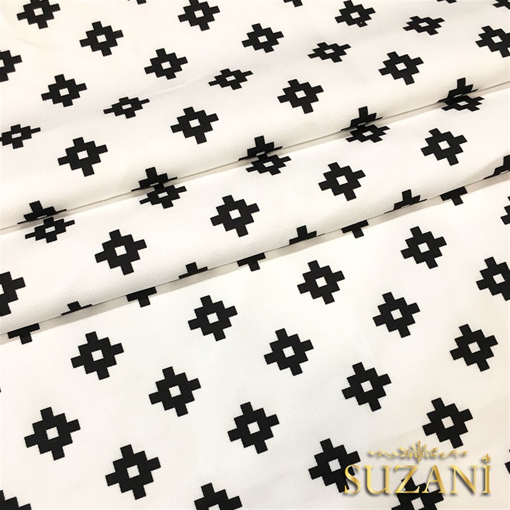 Beyaz Zemin Küçük Mozaik Desenli Kumaş