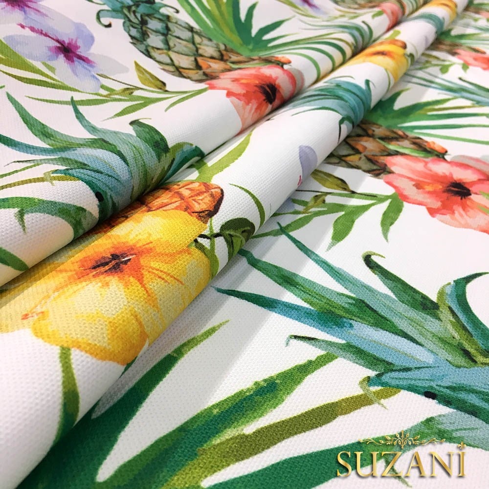 Beyaz Zemin Suluboya Ananas Desenli Kumaş