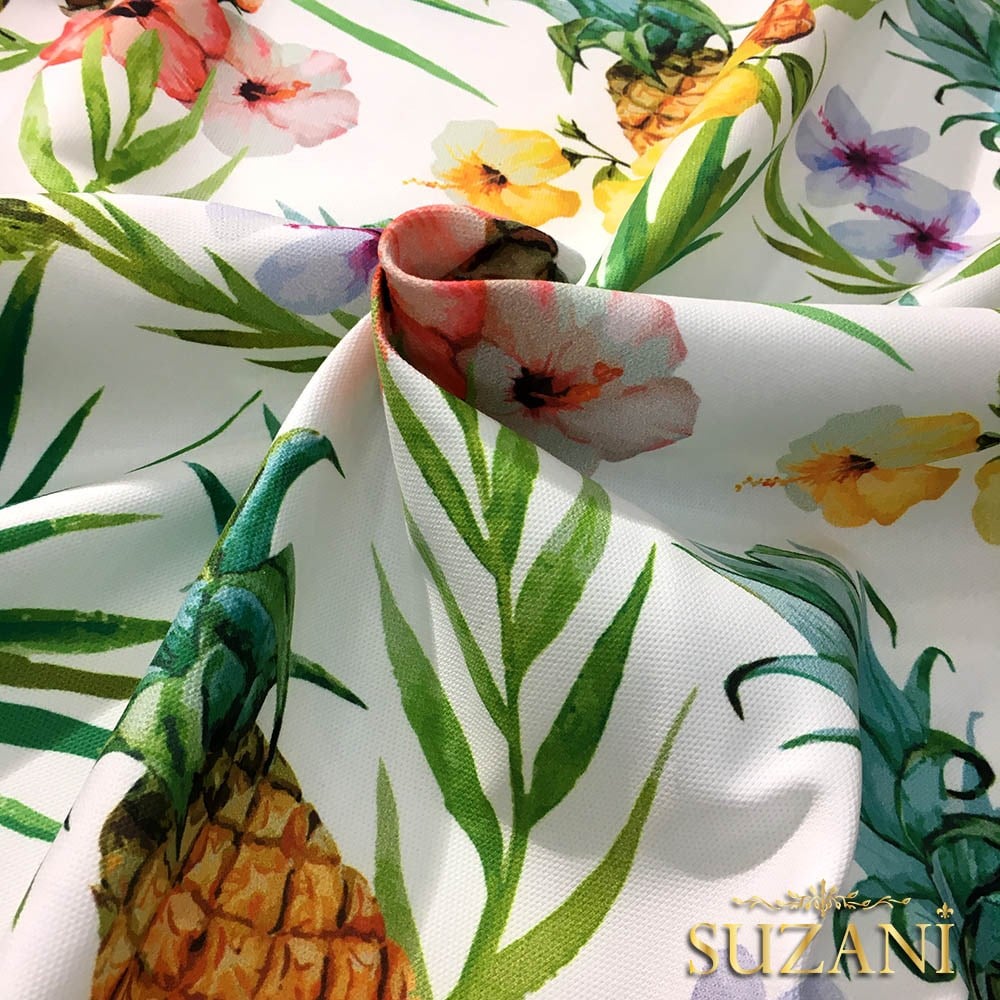 Beyaz Zemin Suluboya Ananas Desenli Kumaş