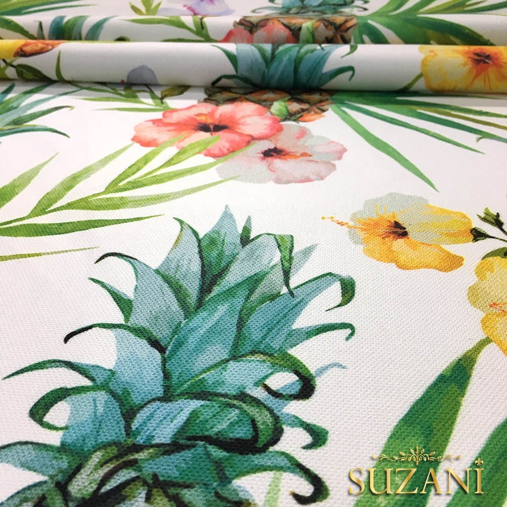 Beyaz Zemin Suluboya Ananas Desenli Kumaş