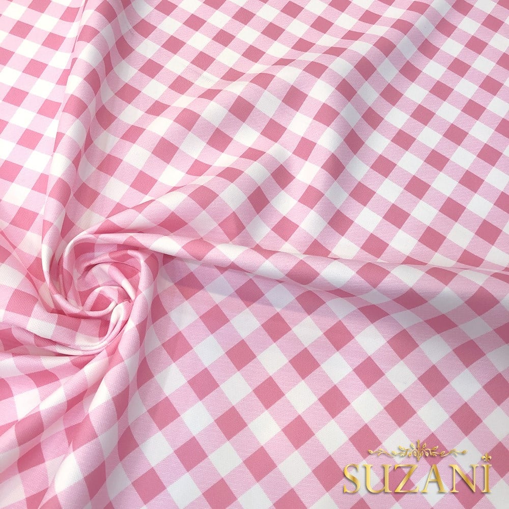 Çilek Küçük Pötikare Desenli Dijital Baskılı Kumaş