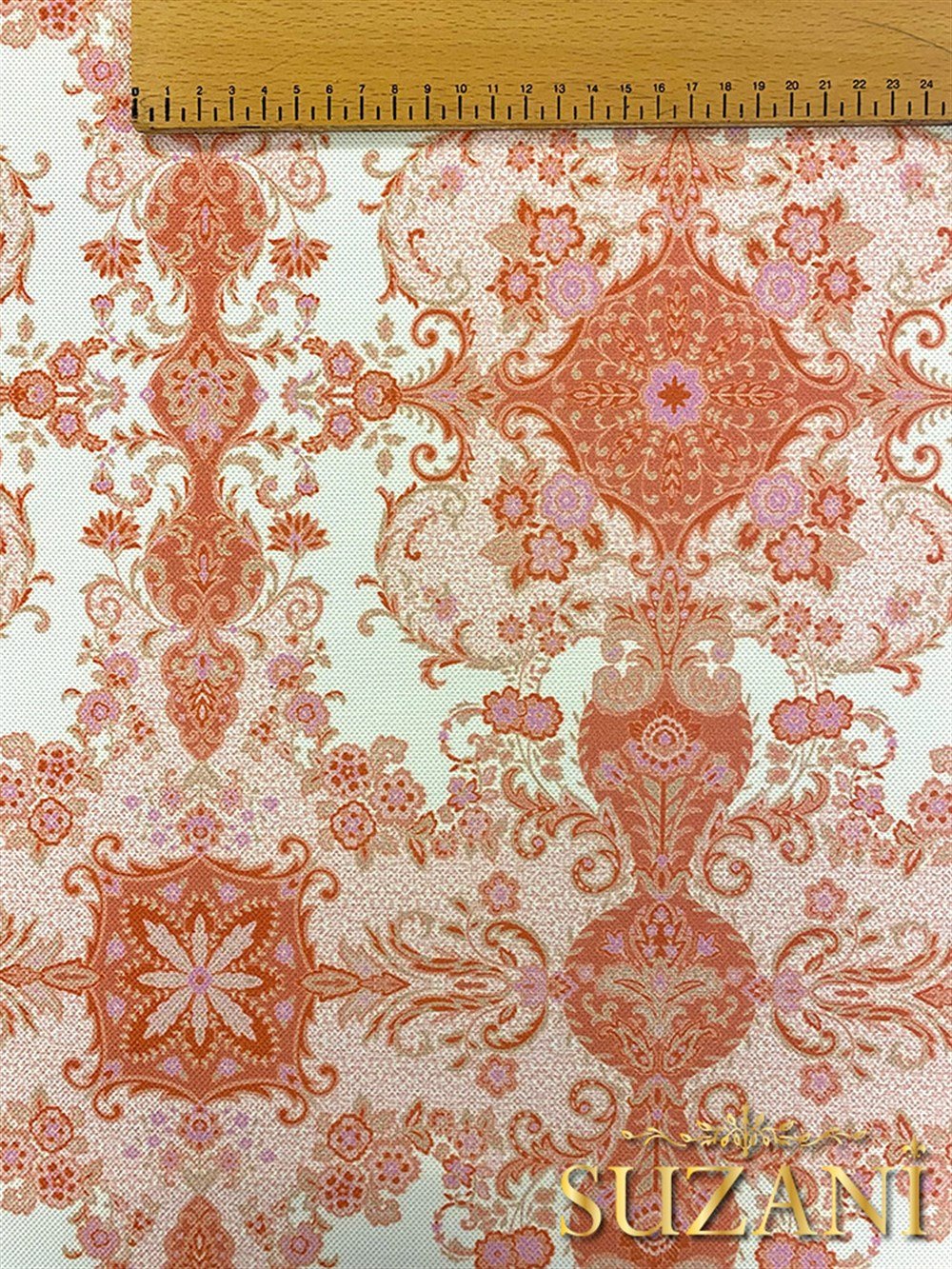 Dantel Motifi Desenli Dijital Baskılı Kumaş