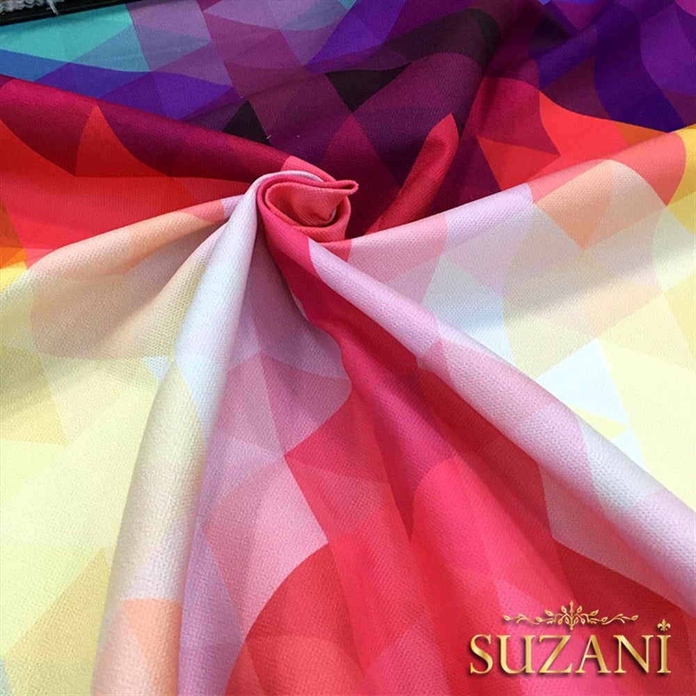 Gökkuşağı Üçgenler Desenli Kumaş