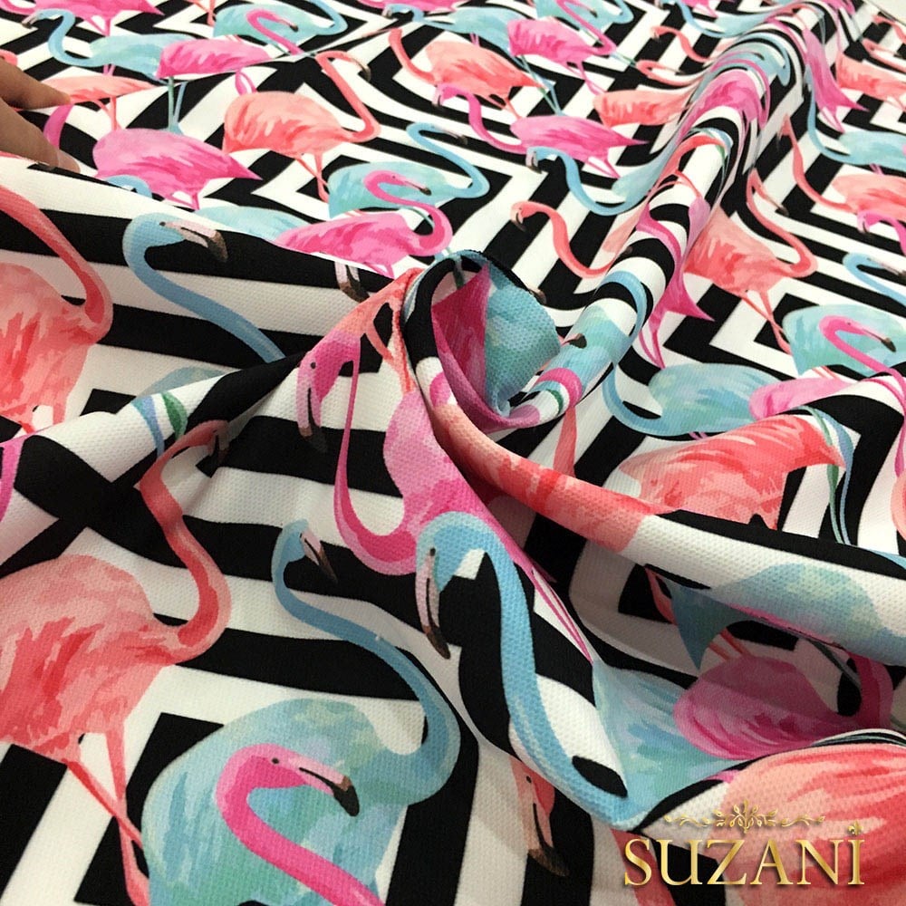 İç İçe Kareli Flamingolu Kumaş