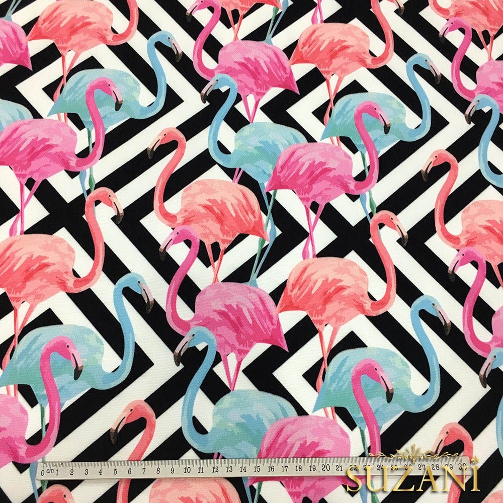 İç İçe Kareli Flamingolu Kumaş