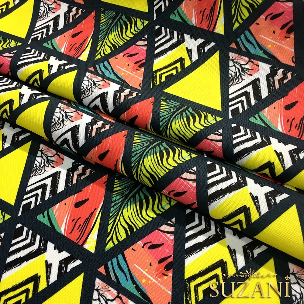 Karpuzlu Üçgenler Desenli Kumaş