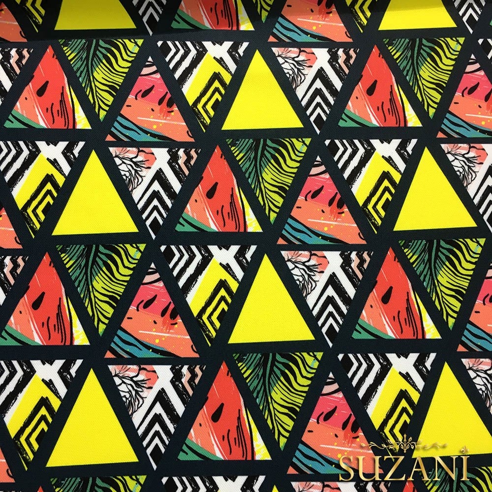 Karpuzlu Üçgenler Desenli Kumaş