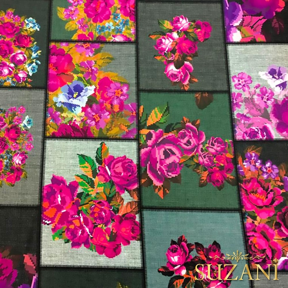 Keten Zemin Mor Çiçek Kanaviçe Desenli Kumaş