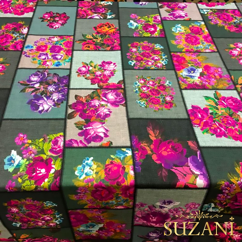 Keten Zemin Mor Çiçek Kanaviçe Desenli Kumaş