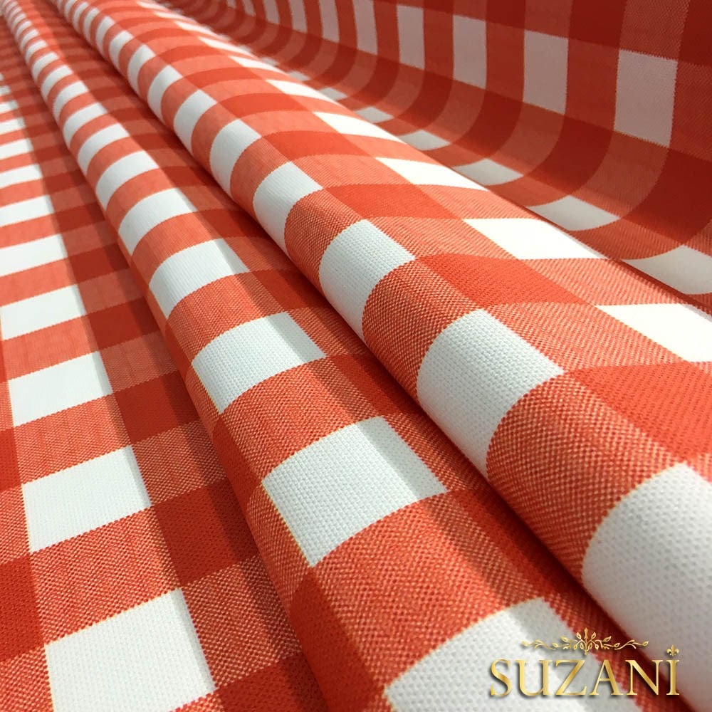 Kırmızı Beyaz Klasik Ekose Desenli Kumaş