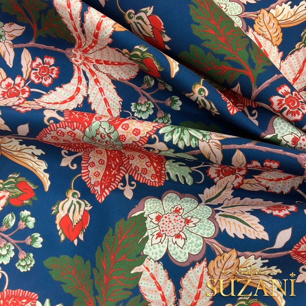 Kırmızı Çiçek Desenli Dijital Baskılı Kumaş