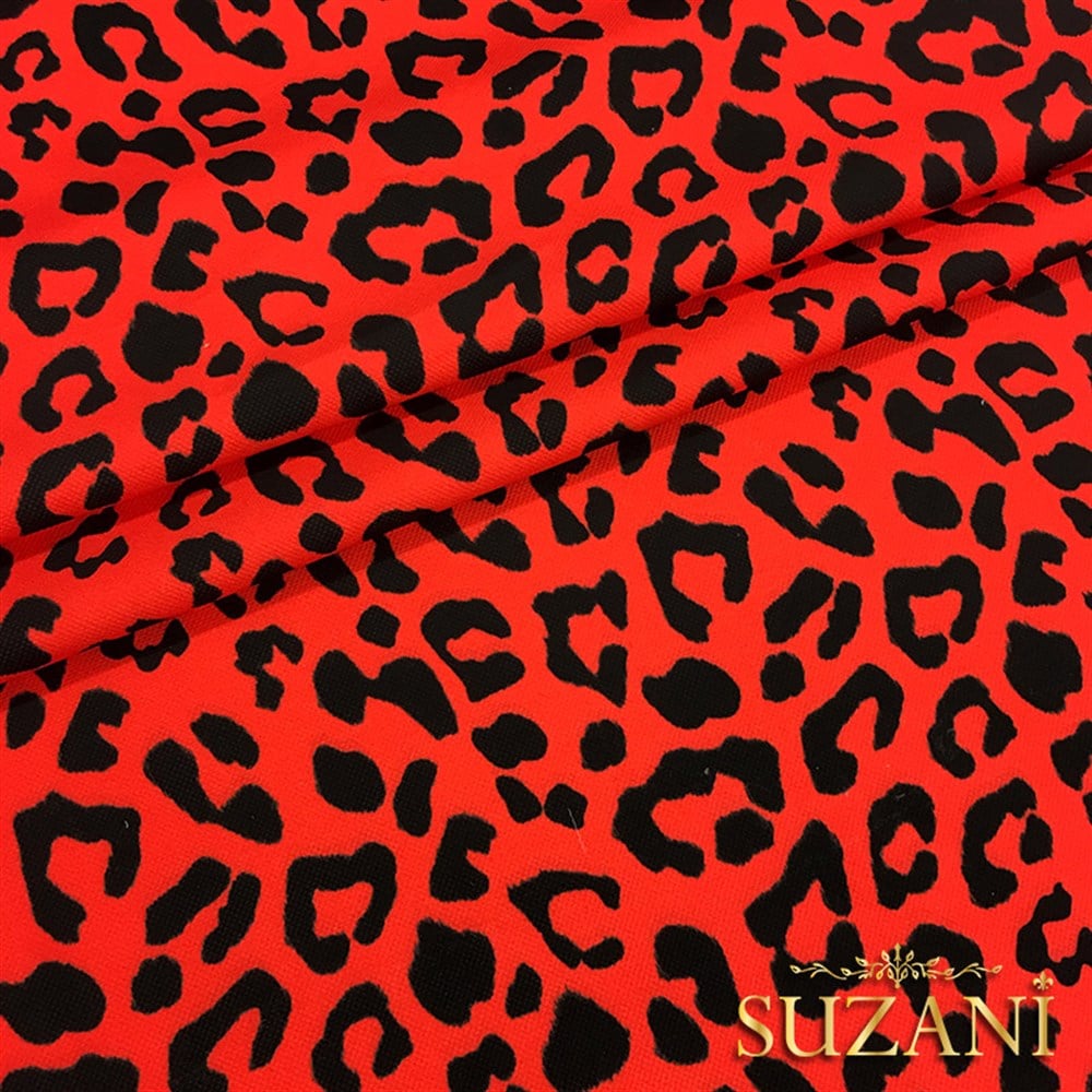 Kırmızı Leopar Desenli Kumaş