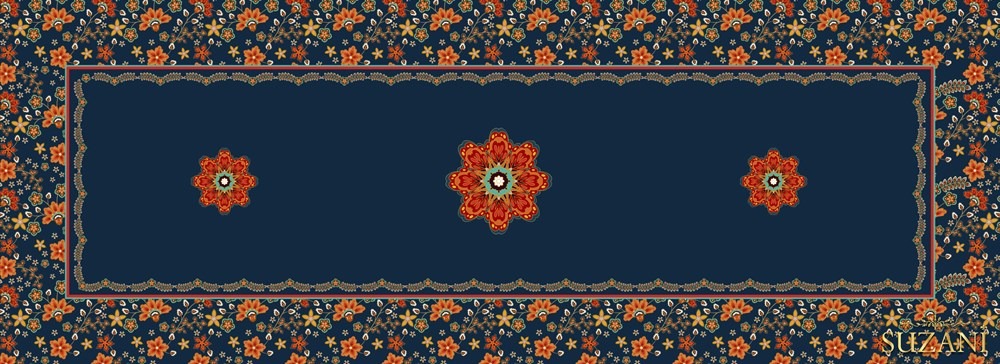 Lacivert Zemin Çiçek Desenli Runner Kumaşı