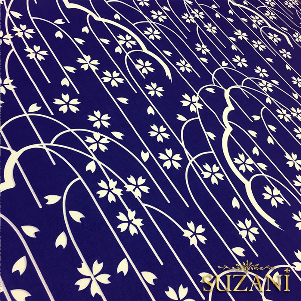 Lacivert Zemin Dallar ve Çiçekler Desenli Kumaş