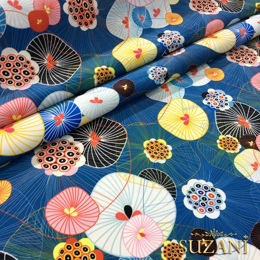 Mantarlar ve Çiçekler Desenli Kumaş